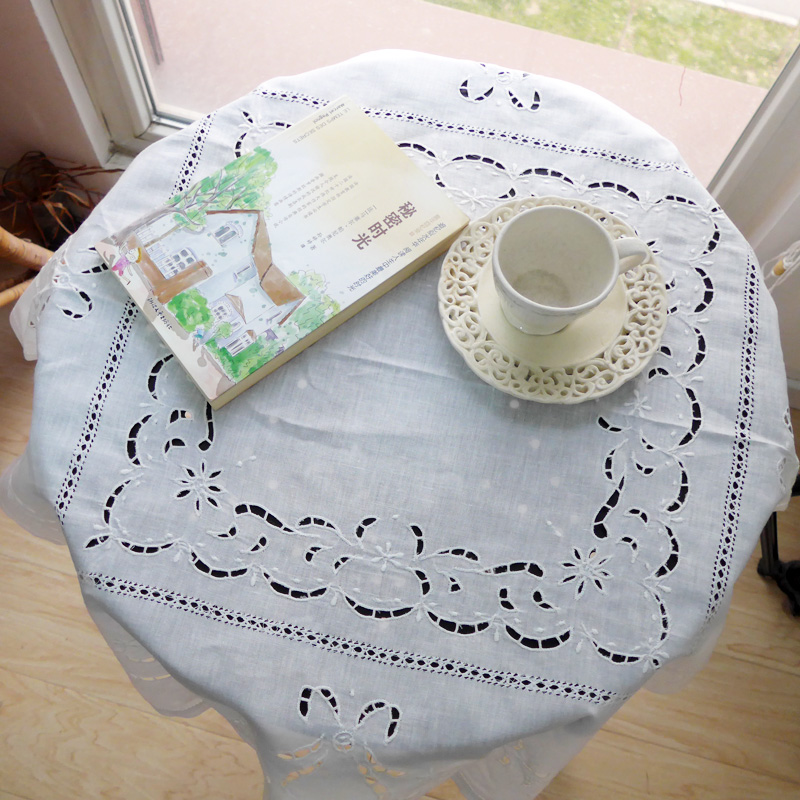 [Secret Garden]手繡鎖扣潔白抽絲手繡鏤空小花包邊方桌布